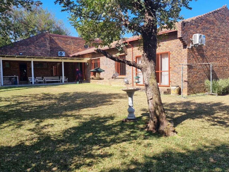 3 Bedroom Property for Sale in Meerhof North West